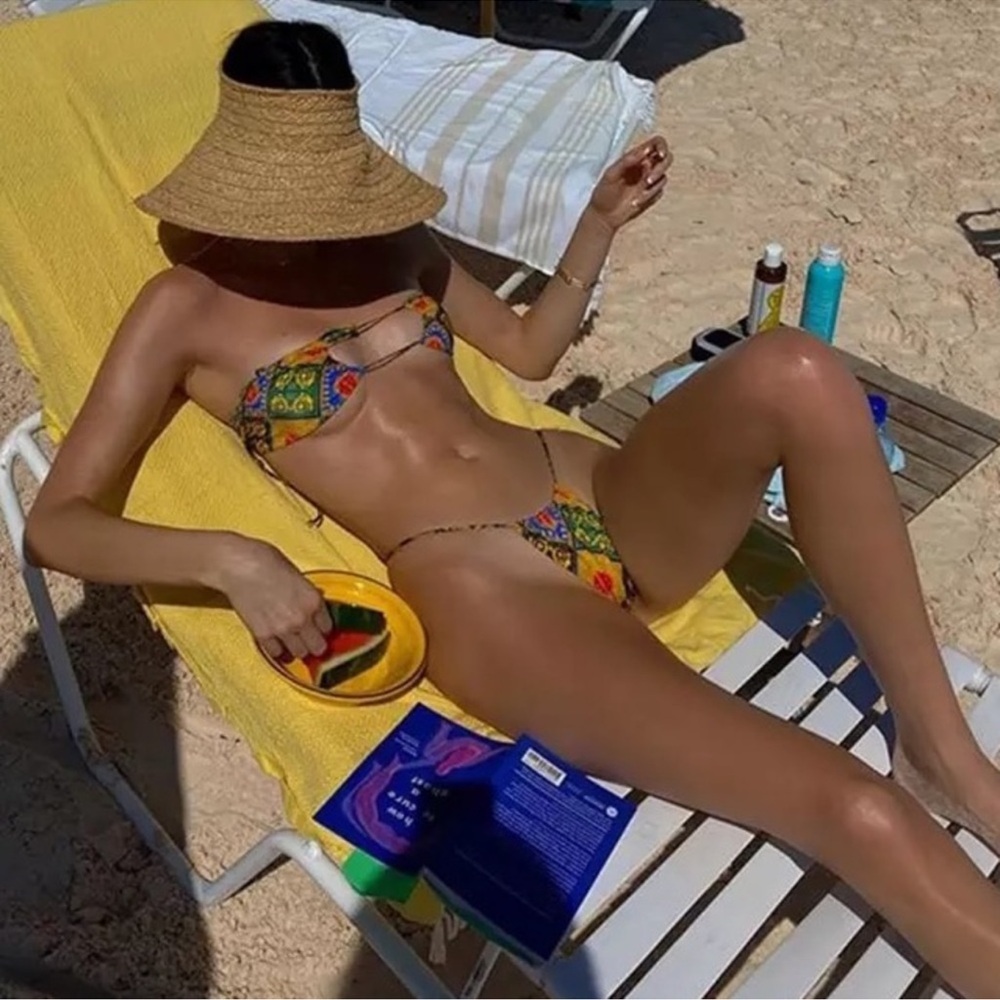 Patterned Bikini Set - Picture 7 of 14